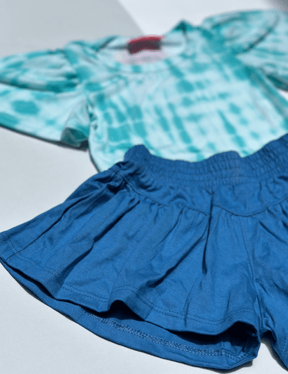 Conjunto Menina  Blusinha Tiedye e Aqua e Bermudinha - Serelepe Kids - Tamanho 1