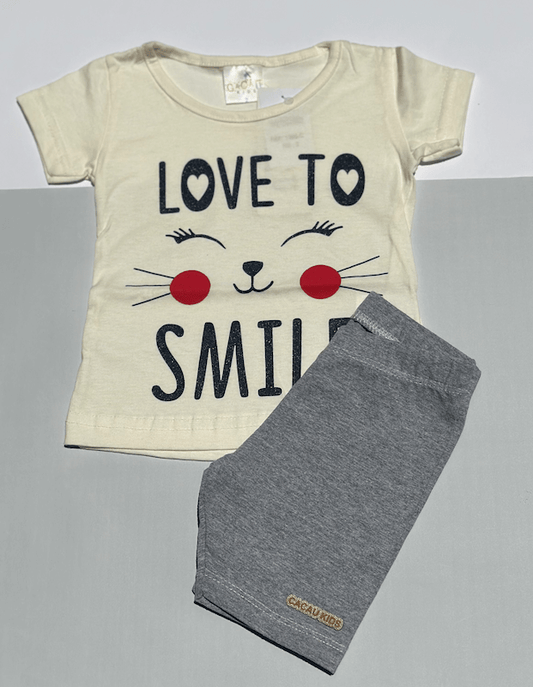 Conjunto Feminino Camiseta manga curta e shorts em cotton - Cacau Kids - Tamanho 2